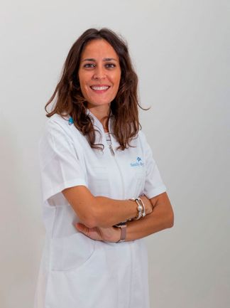 Dra. Laura Saavedra Diplomada en Nutrición humana y Dietética